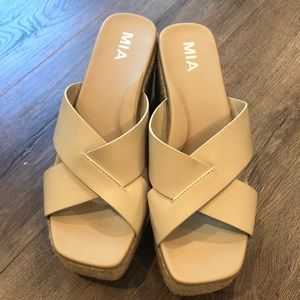 MIA Platform Sandals (size 8.5)